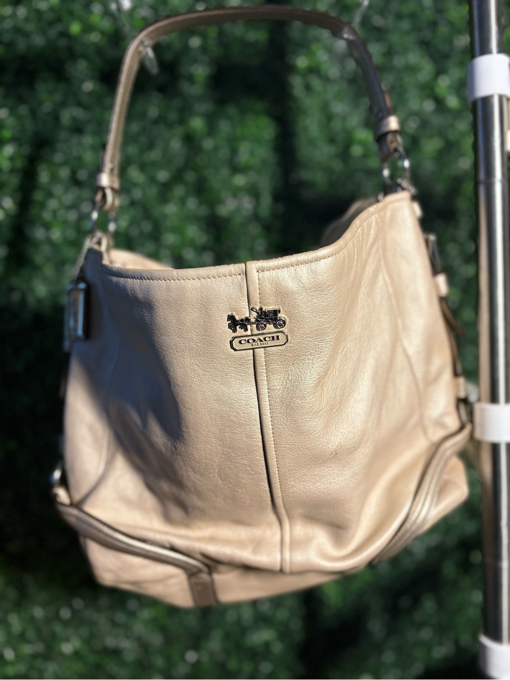 Coach Chelsea Katarina 18901 Cream Leather Hobo Shoulder Bag Purple Lining
